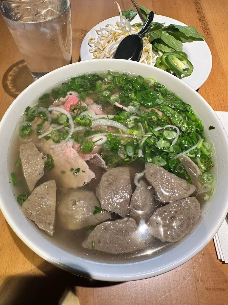 Authentic Vietnamese cuisine and restaurant atmosphere Pho Ngon Montgomery County